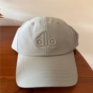 ALO Yoga Gray Baseball Hat
